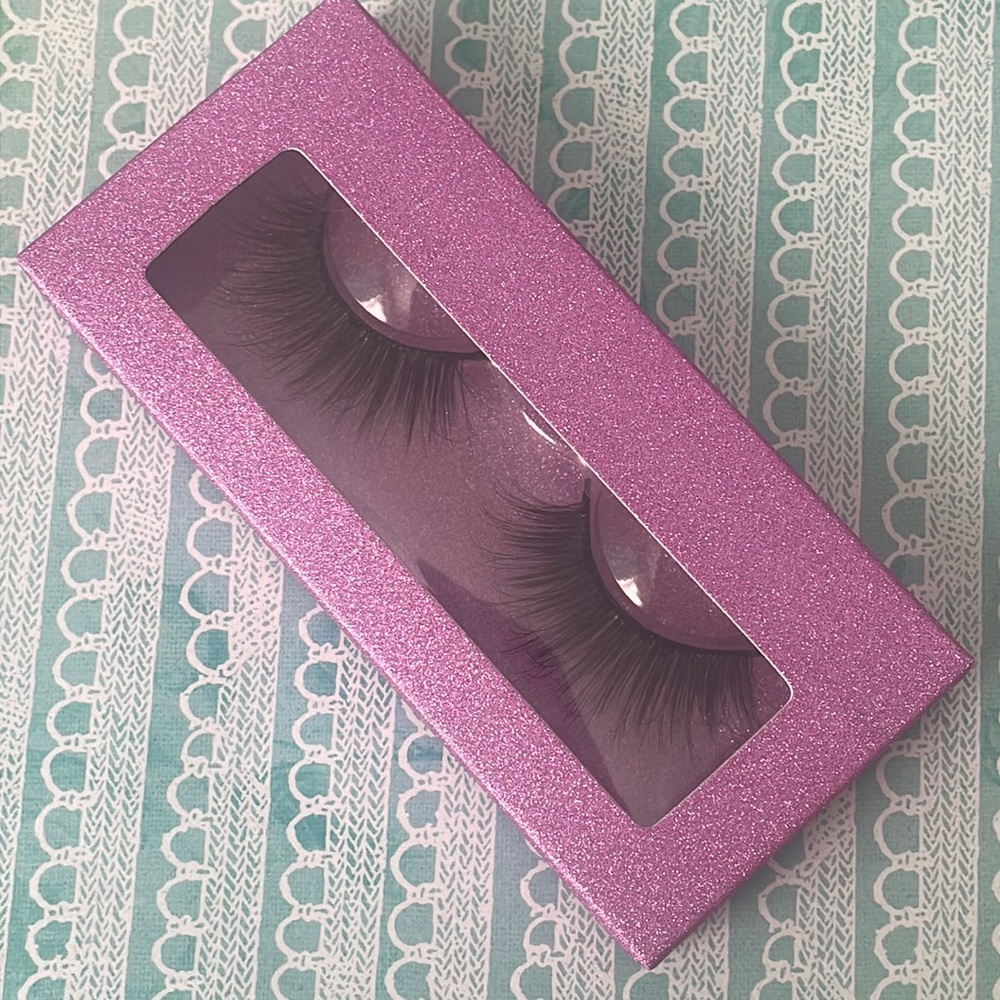 Diana Wispy Lashes